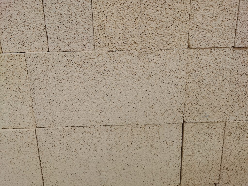 保溫磚廠家_輕質(zhì)磚理化指標(biāo)_輕質(zhì)保溫磚價(jià)格